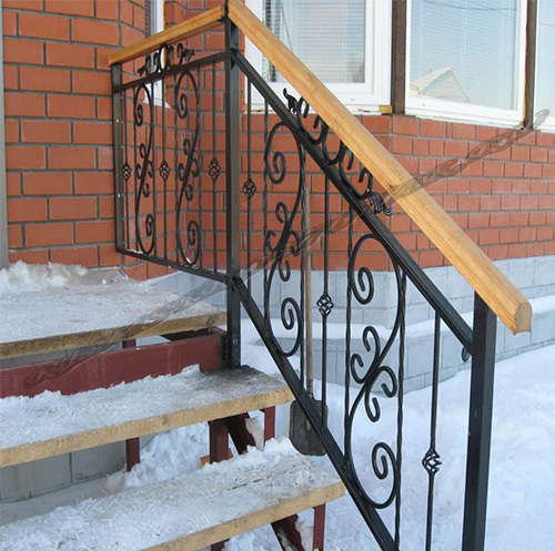 Лестничные перила Лестничные перила