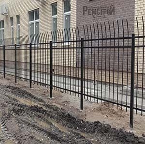 Забор из профильной трубы